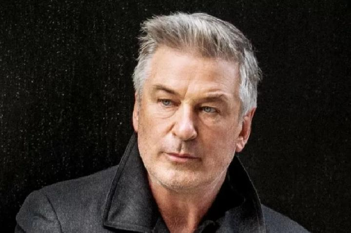 Alec Baldwin Digugat Kru Film Rust atas Kasus Penembakan di Lokasi Syuting